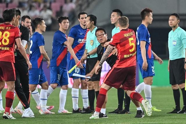 意甲-劳塔罗哲科梅开二度 国际米兰6-0维罗纳